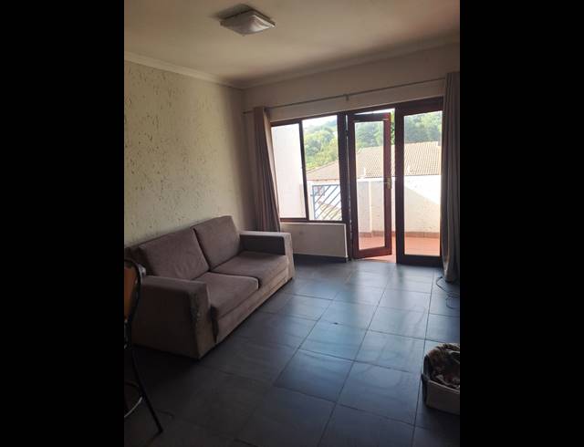 1 BEDROOM TOWNHOUSE FOR SALE IN OBSERVATORY